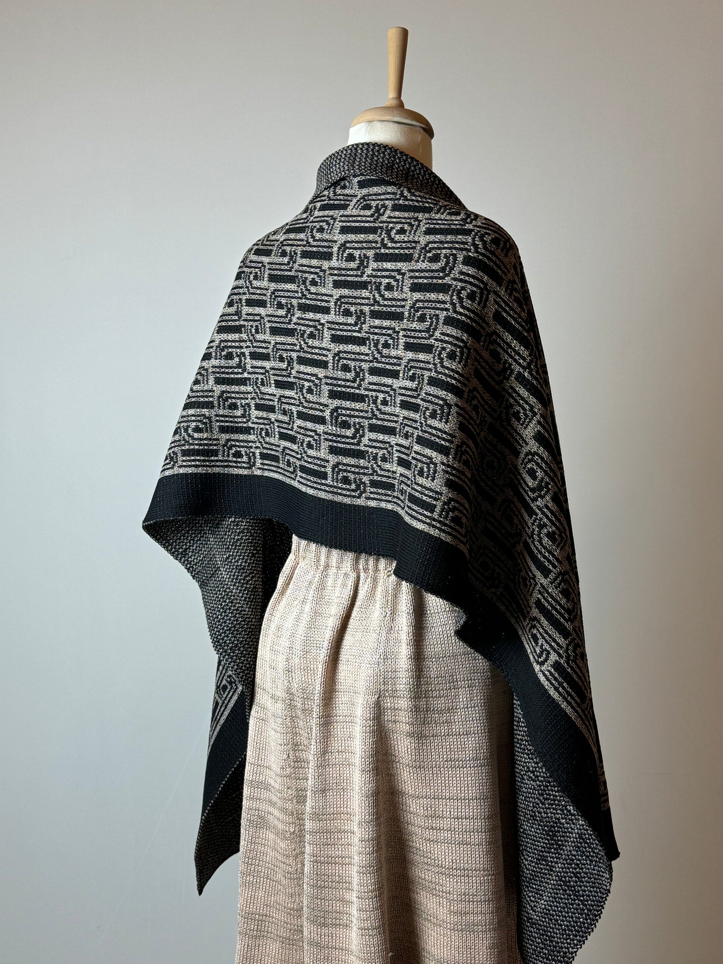 Ornamented Scarf Black