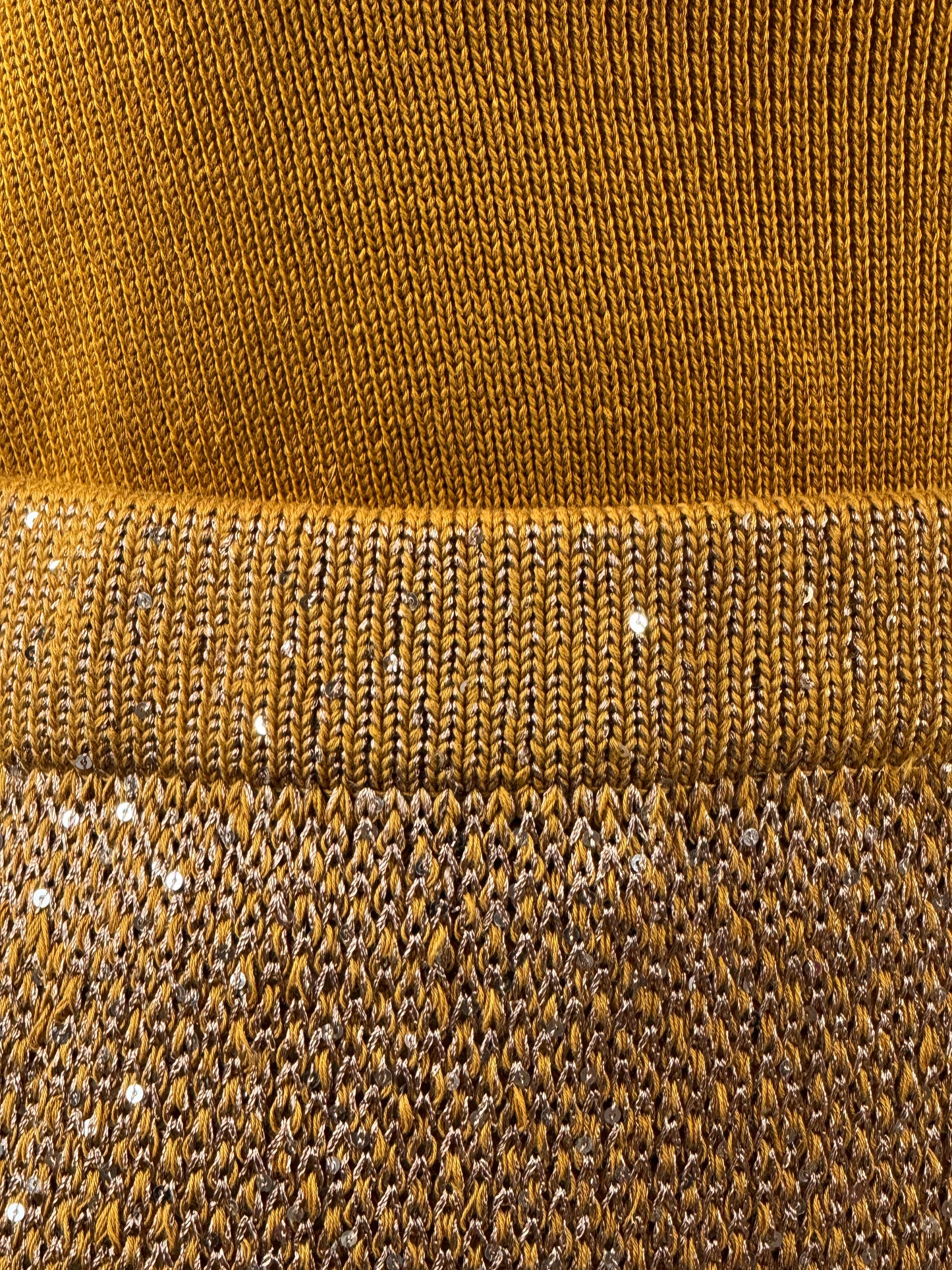 Cotton and paillettes summer skirt